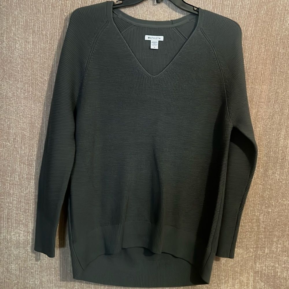 Athleta sweater